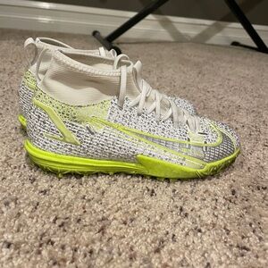 Nike Mercurial Superfly 8 Elite FG